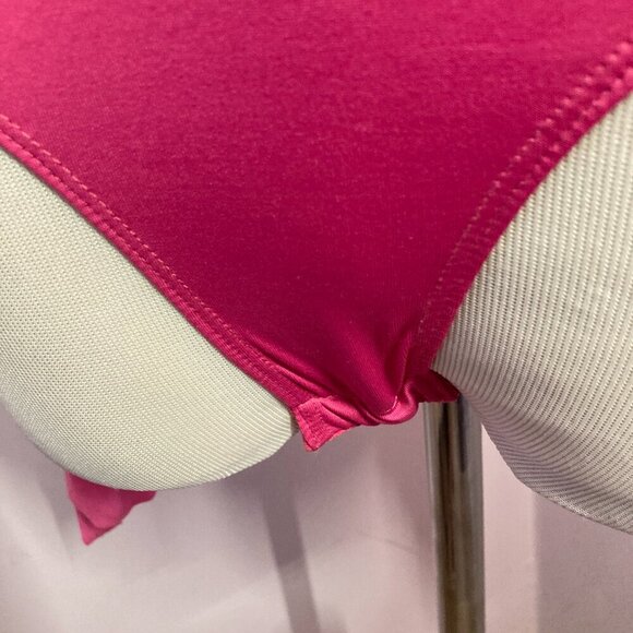 Fashion Nova Feather Bodysuit, NWT, Size M - Picture 5 of 12